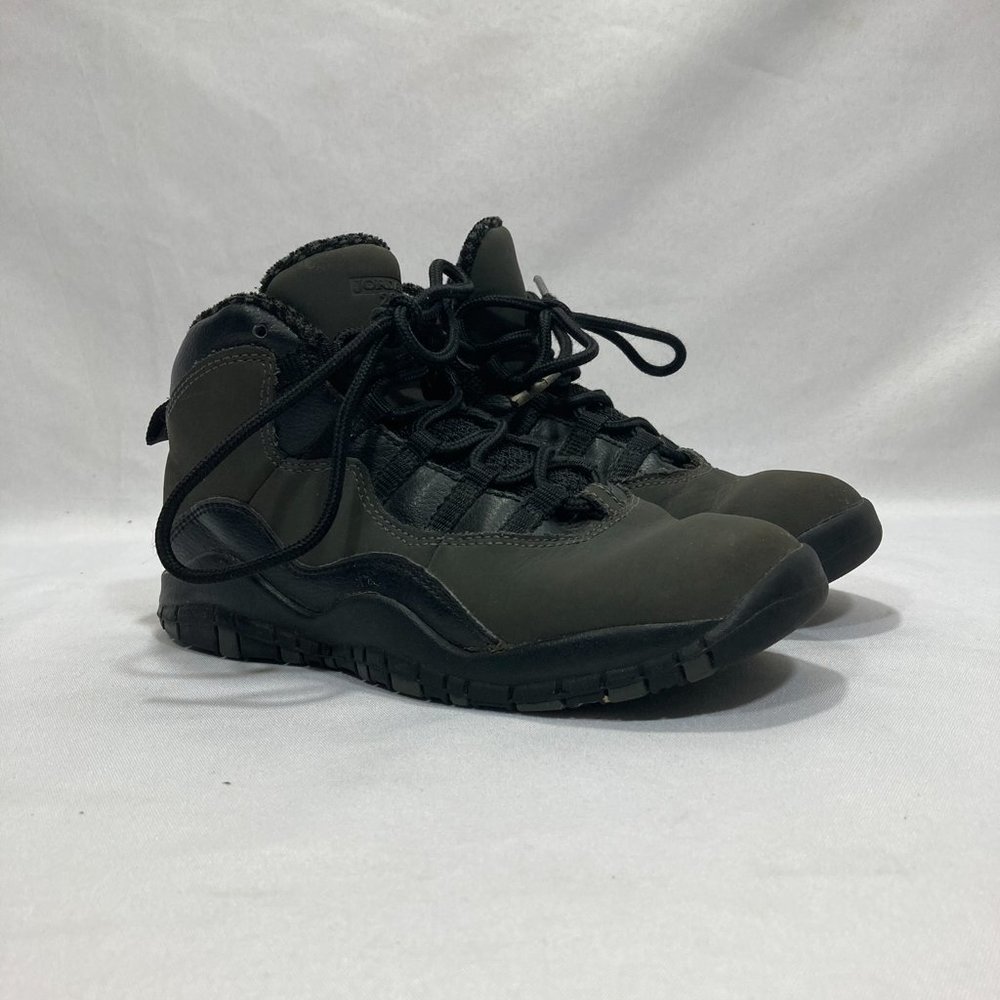 Jordan Retro 10 X Dark Shadow Grey Black 310807-002 Boys Size 2Y
